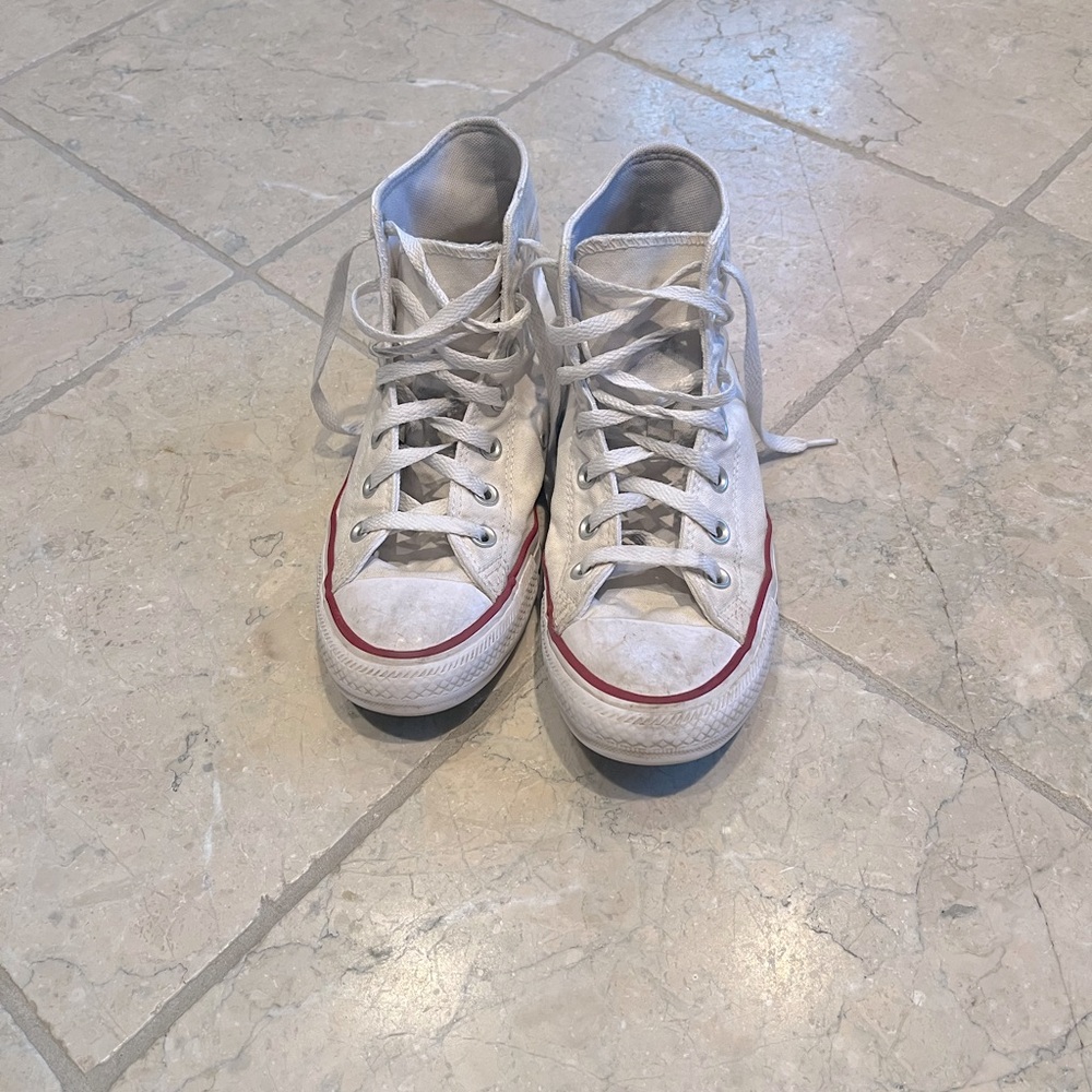 White high top converse size women’s 8